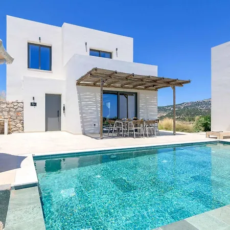 Massari Hills 9 וילה Malona Village