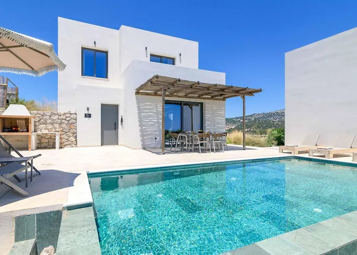 Massari Hills 9 Villa Malona Village